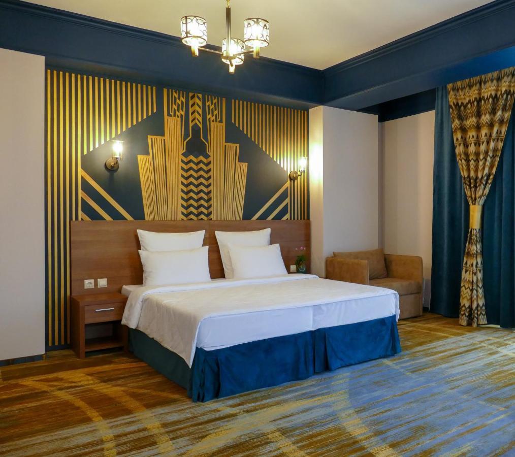 סוקהום Garuda Boutique Hotel מראה חיצוני תמונה