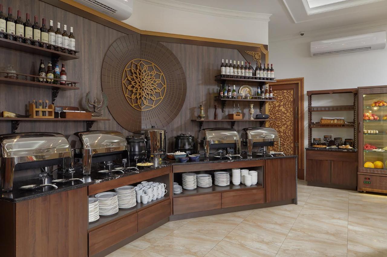 סוקהום Garuda Boutique Hotel מראה חיצוני תמונה
