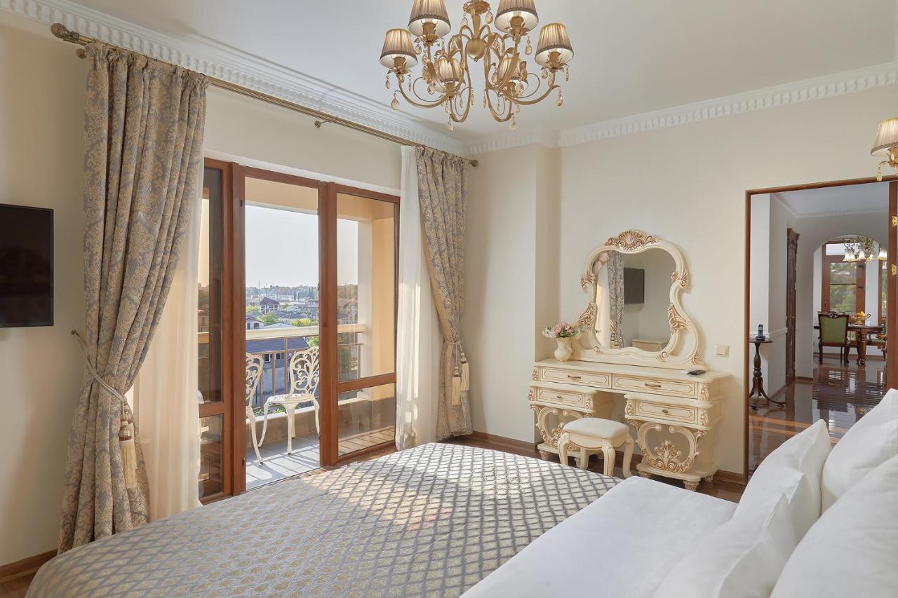 סוקהום Garuda Boutique Hotel מראה חיצוני תמונה
